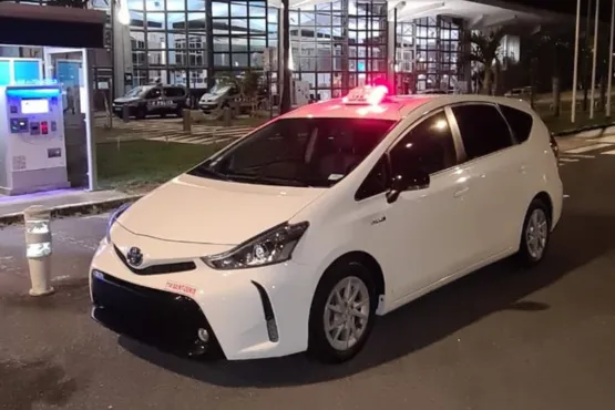 chauffeur taxi vtc vehicule tout confort toypta